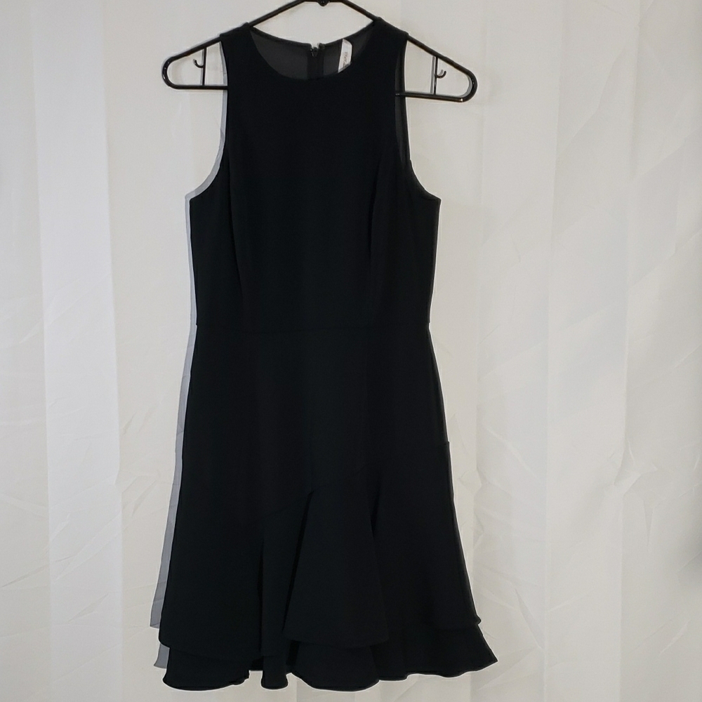 Banana Republic Black Sleeveless Dress Asymmetrical hem, 2 Tiers Size 2